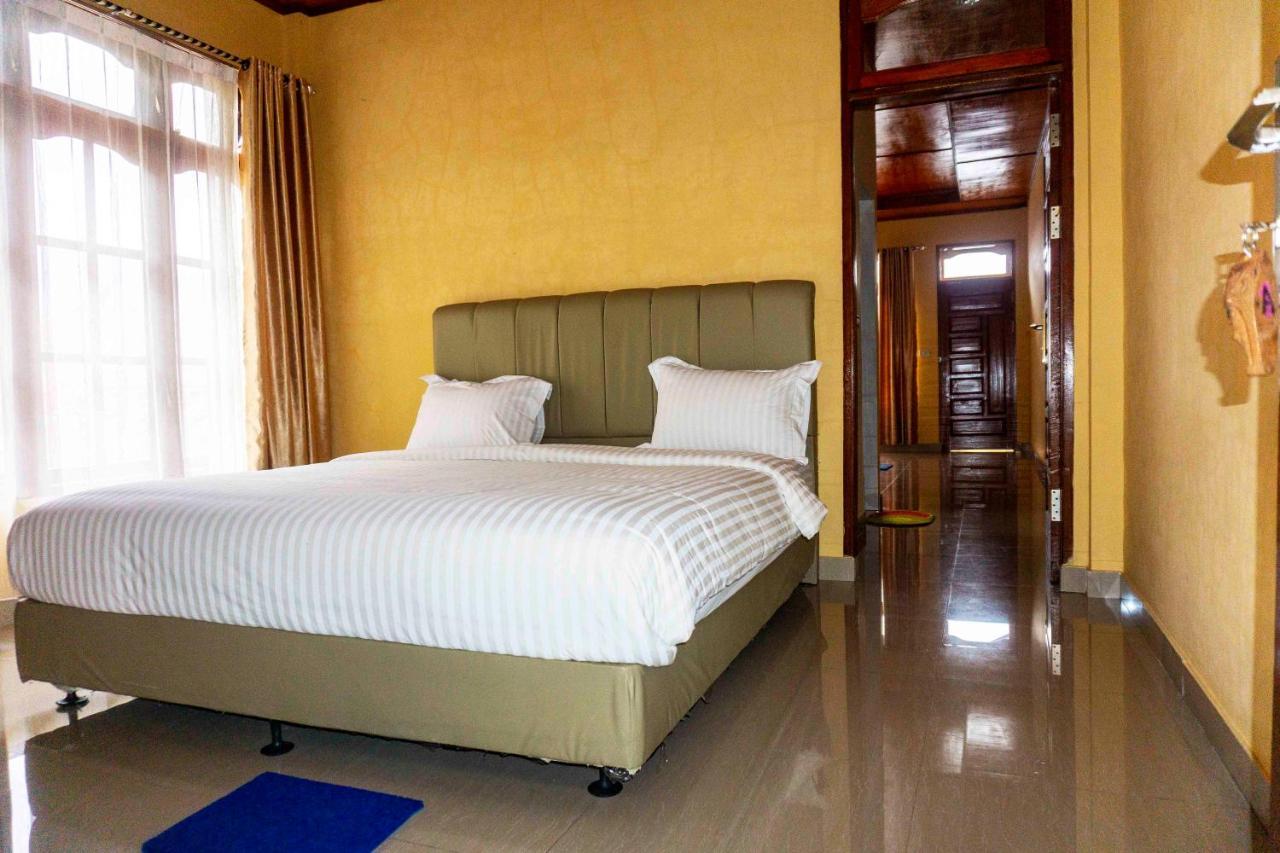 Reggae Guest House Tuk Tuk Exterior photo